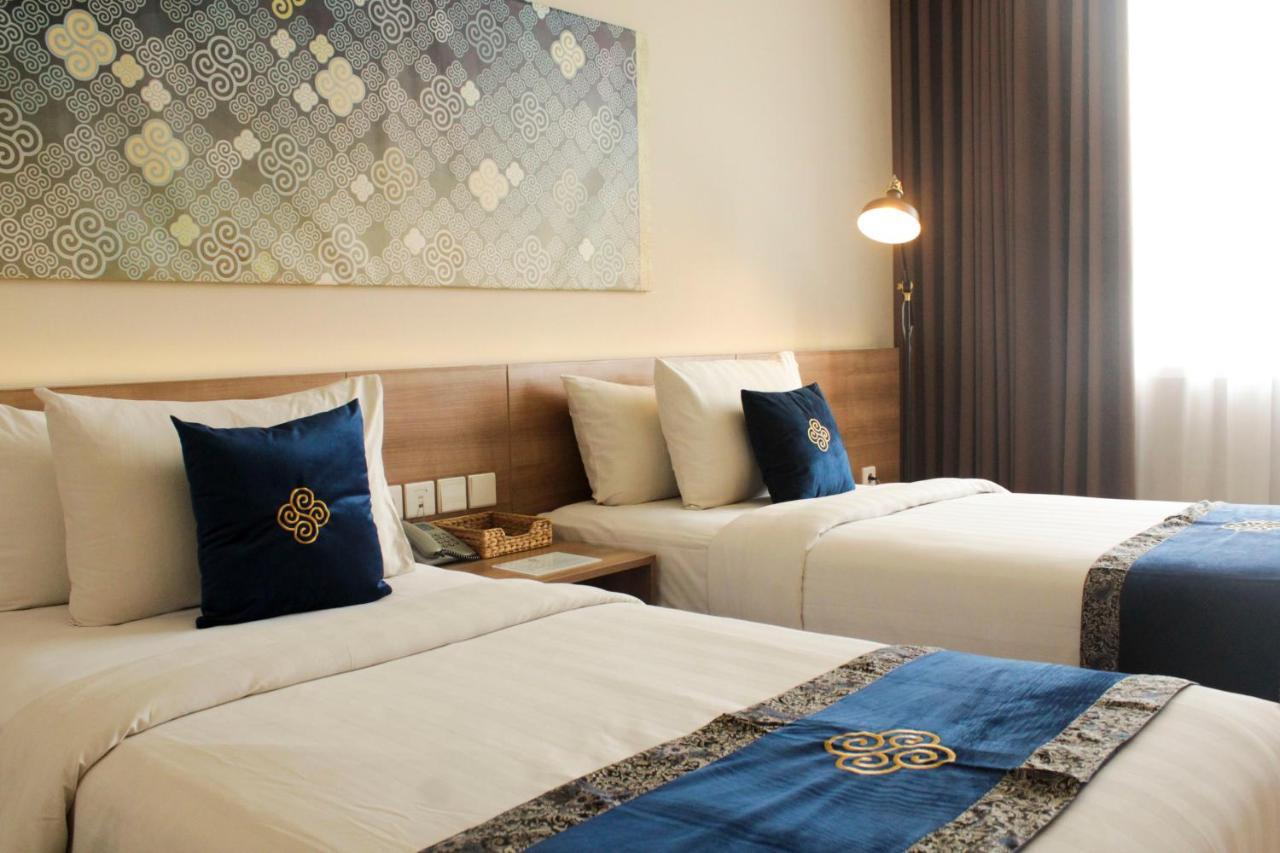 Antero Hotel Jababeka Чикаранг Экстерьер фото