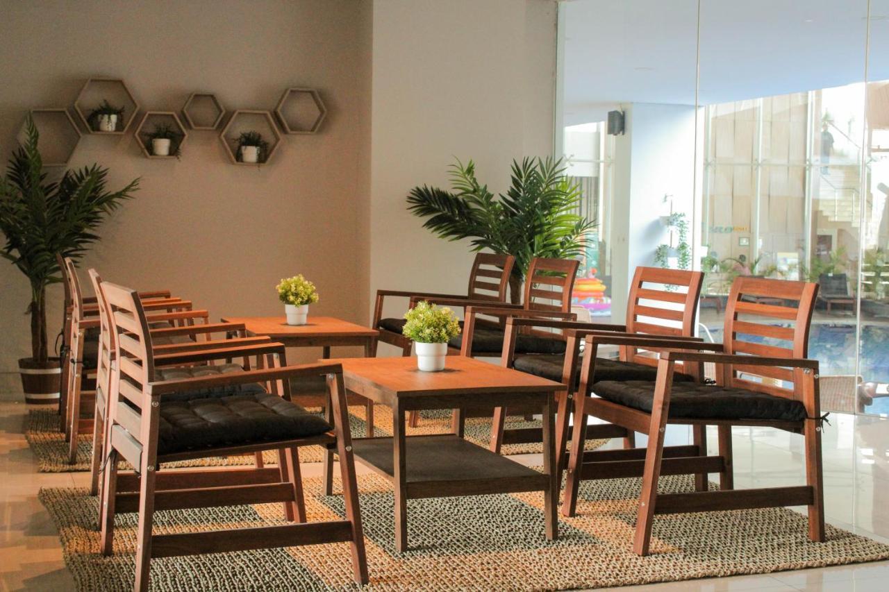 Antero Hotel Jababeka Чикаранг Экстерьер фото