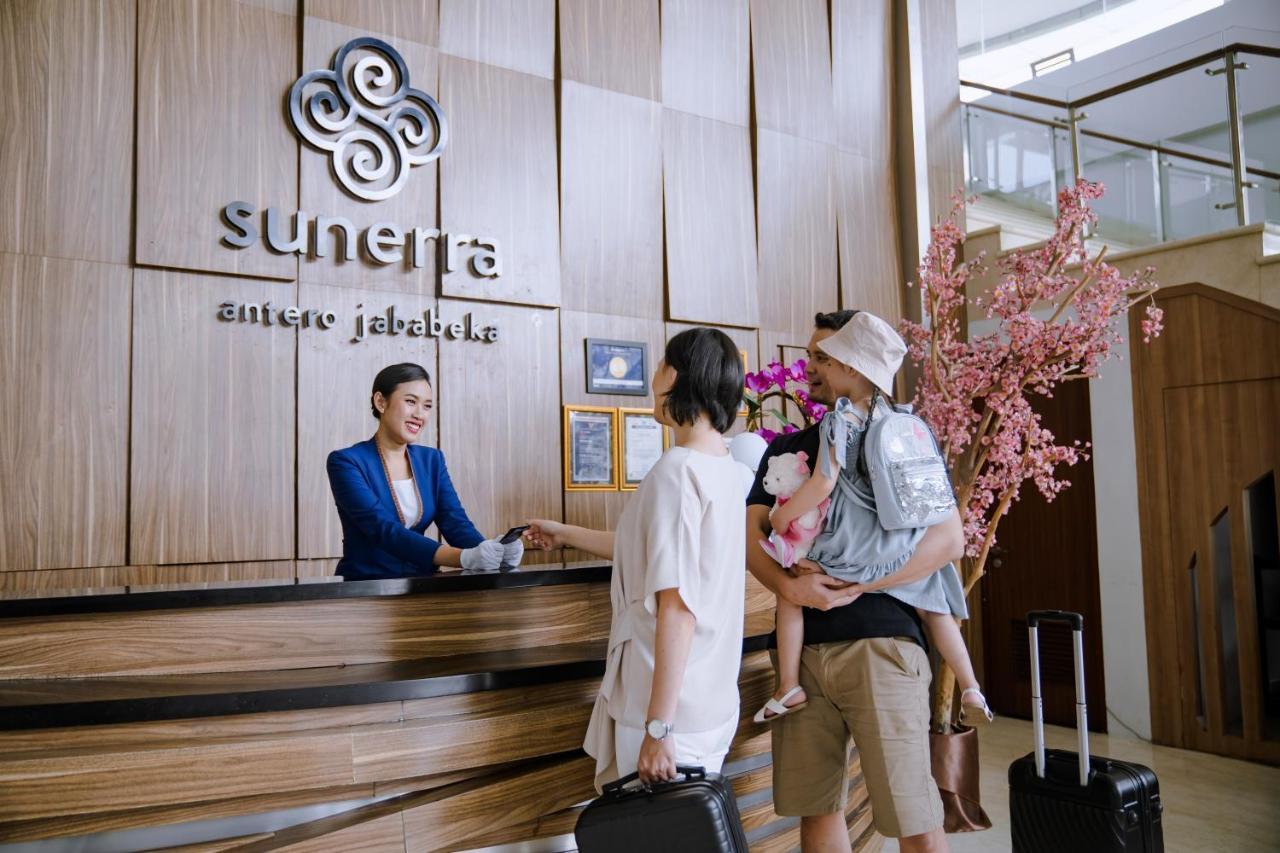 Antero Hotel Jababeka Чикаранг Экстерьер фото